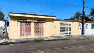 Casa na Rua Tapajós, São Francisco!